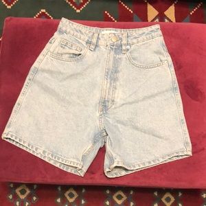 Zara High Waisted Light Wash Shorts Sz 2
